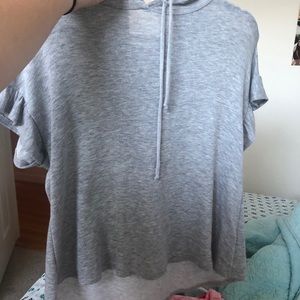 Cute shirt with cute sleeves